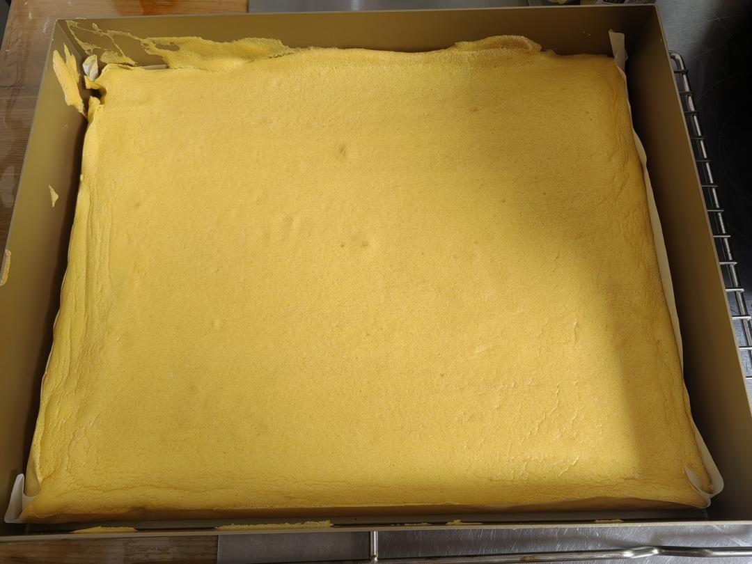 蛋糕卷这样做‼️不掉皮不开裂（小视频食谱）