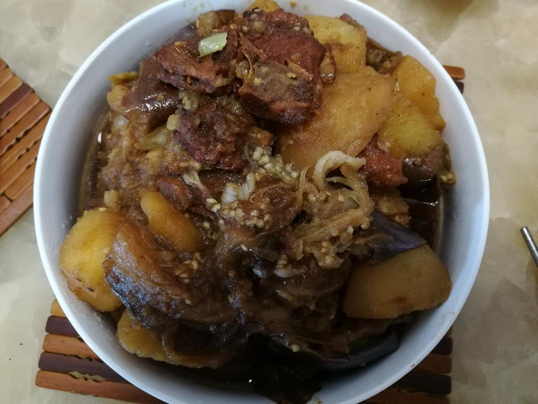土豆排骨