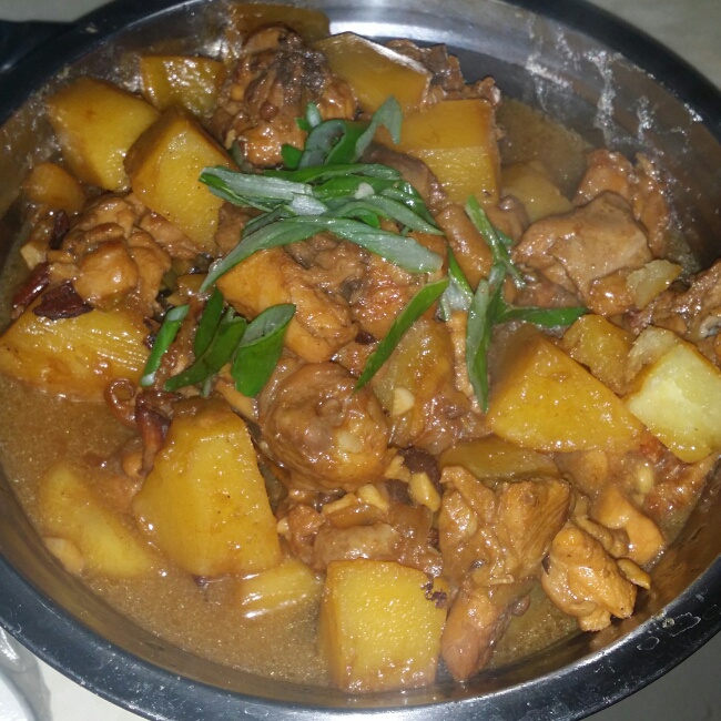 红烧土豆鸡块