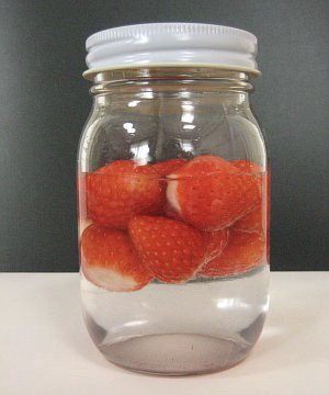 草莓酵母的做法 步骤1