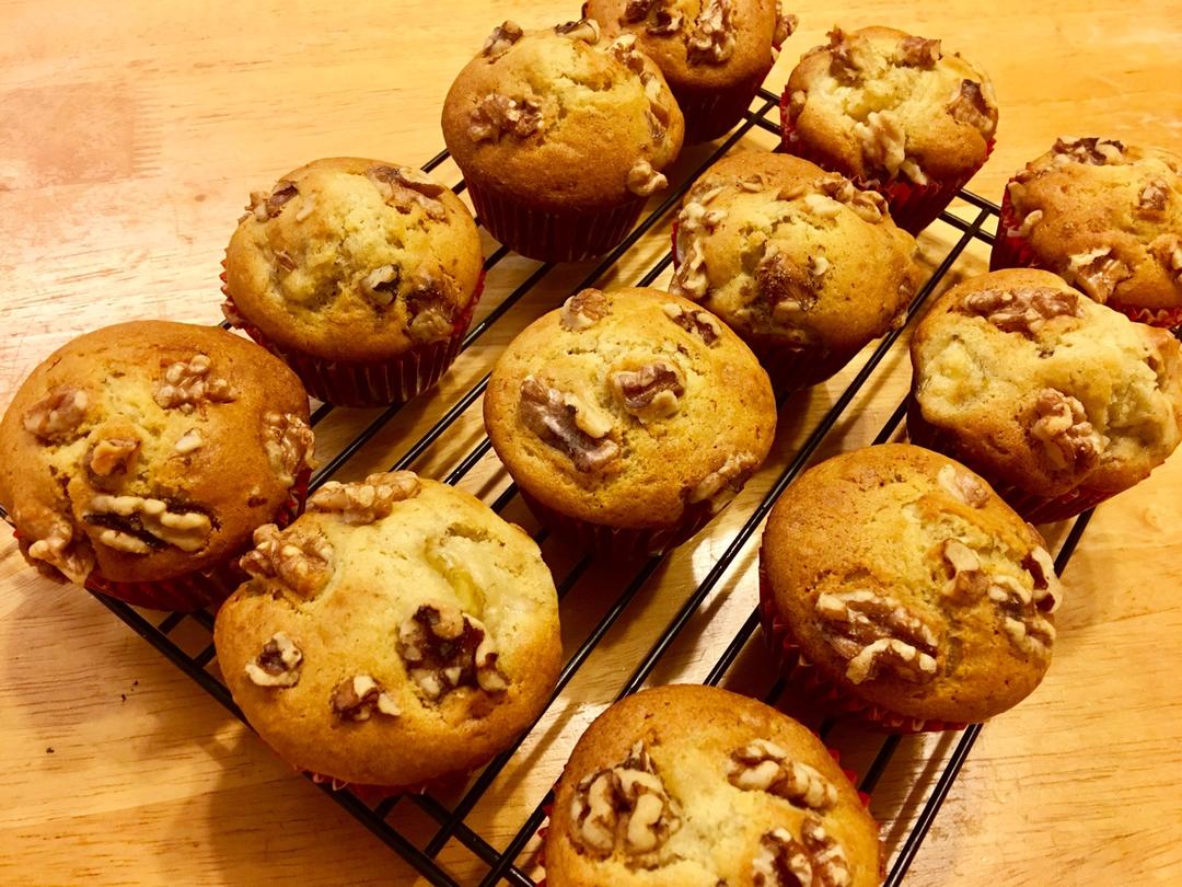 芜宛一做的香蕉核桃麦芬香蕉核桃麦芬蛋糕首页登录注册作品动态菜单