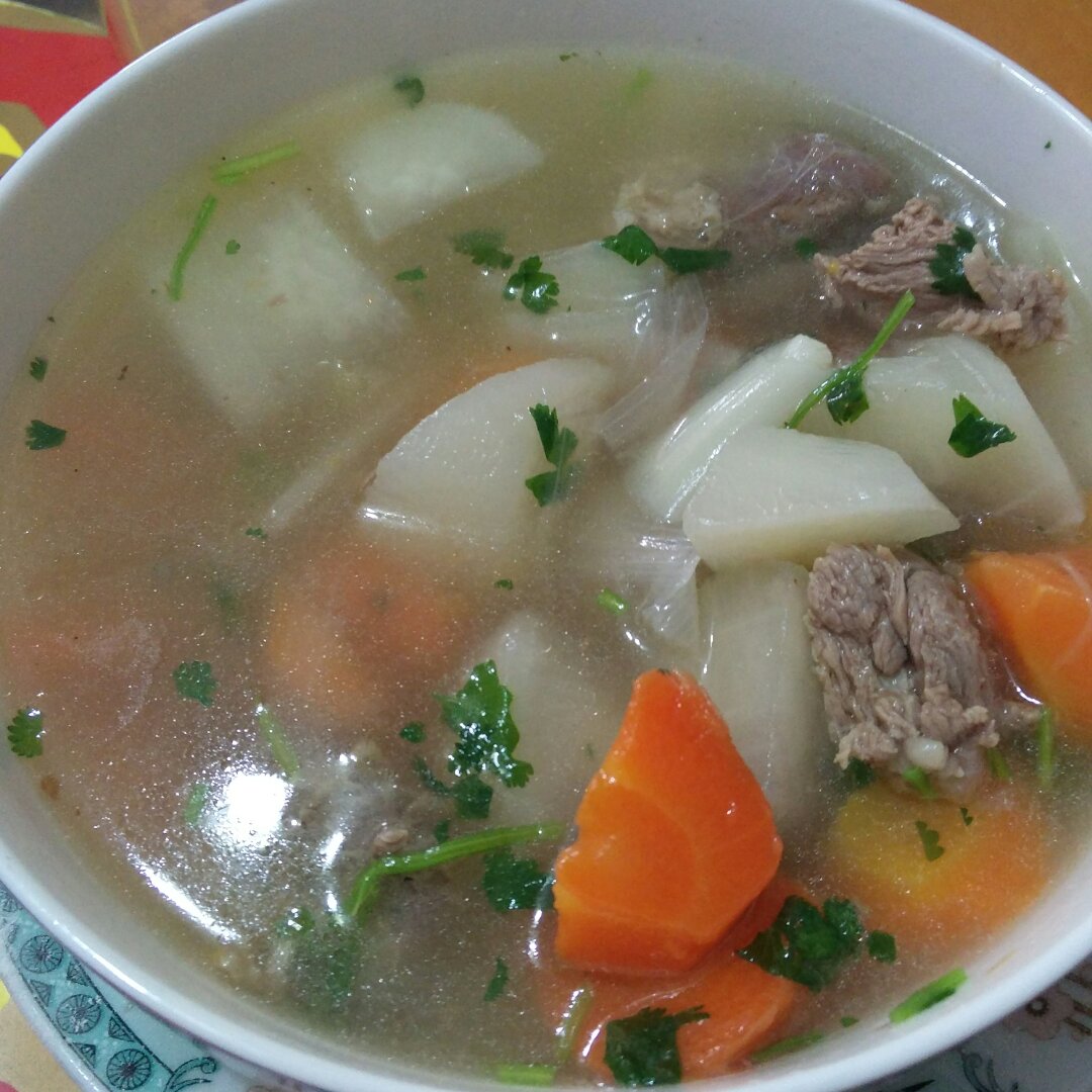 冬日御寒羊肉汤