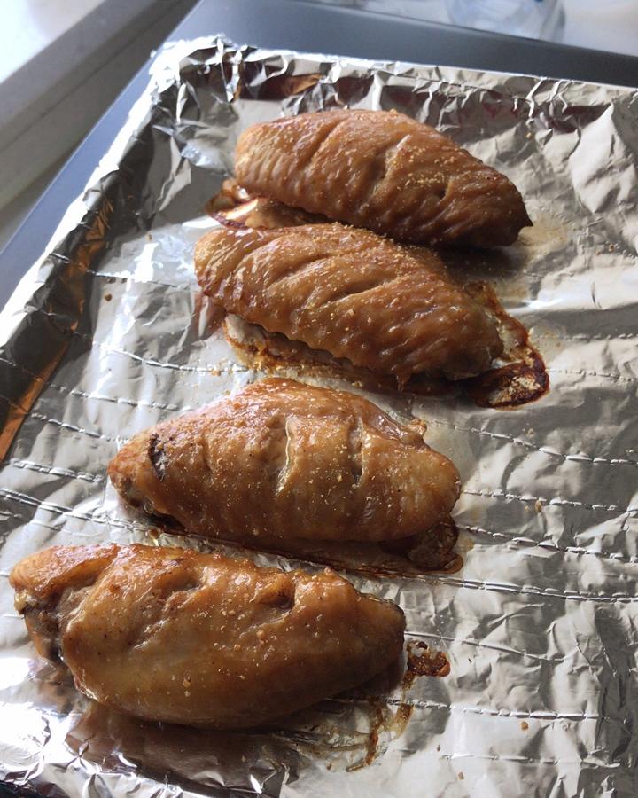 蜜汁烤鸡翅（烤箱版奥尔良烤翅）【诱食】
