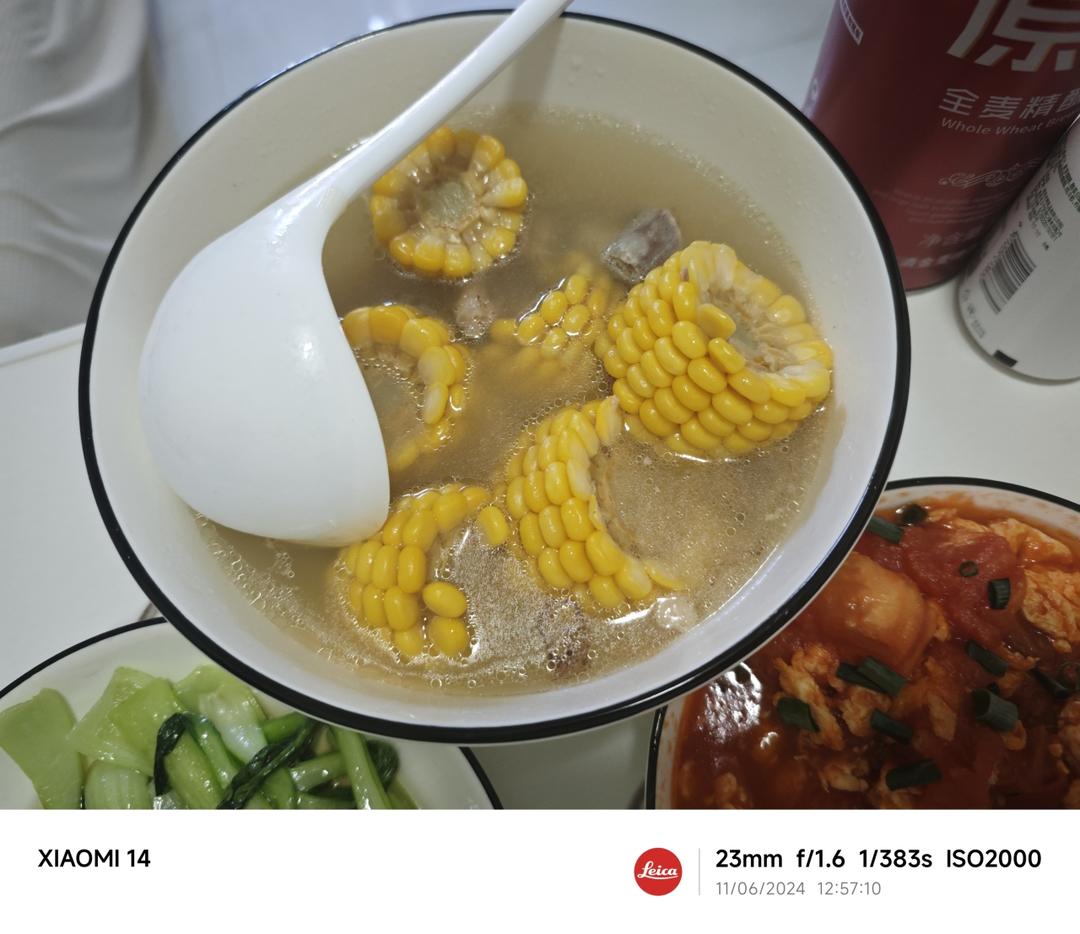 连吃三碗的玉米山药排骨汤