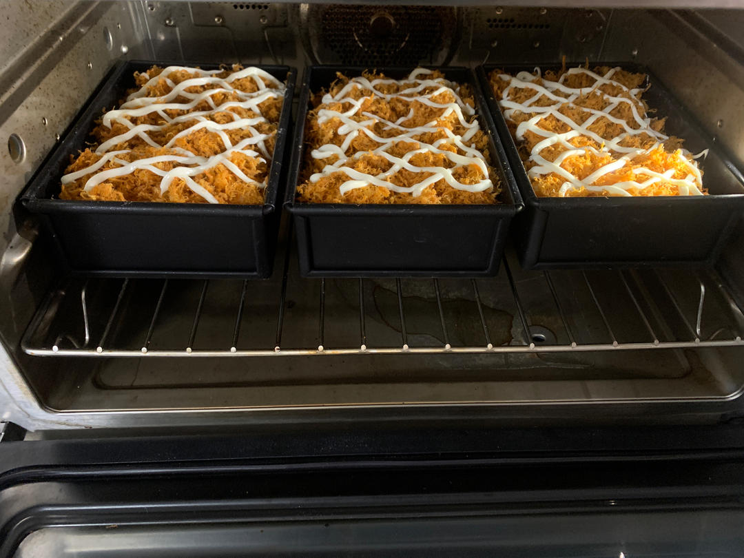 复制热销款肉松红豆吐司