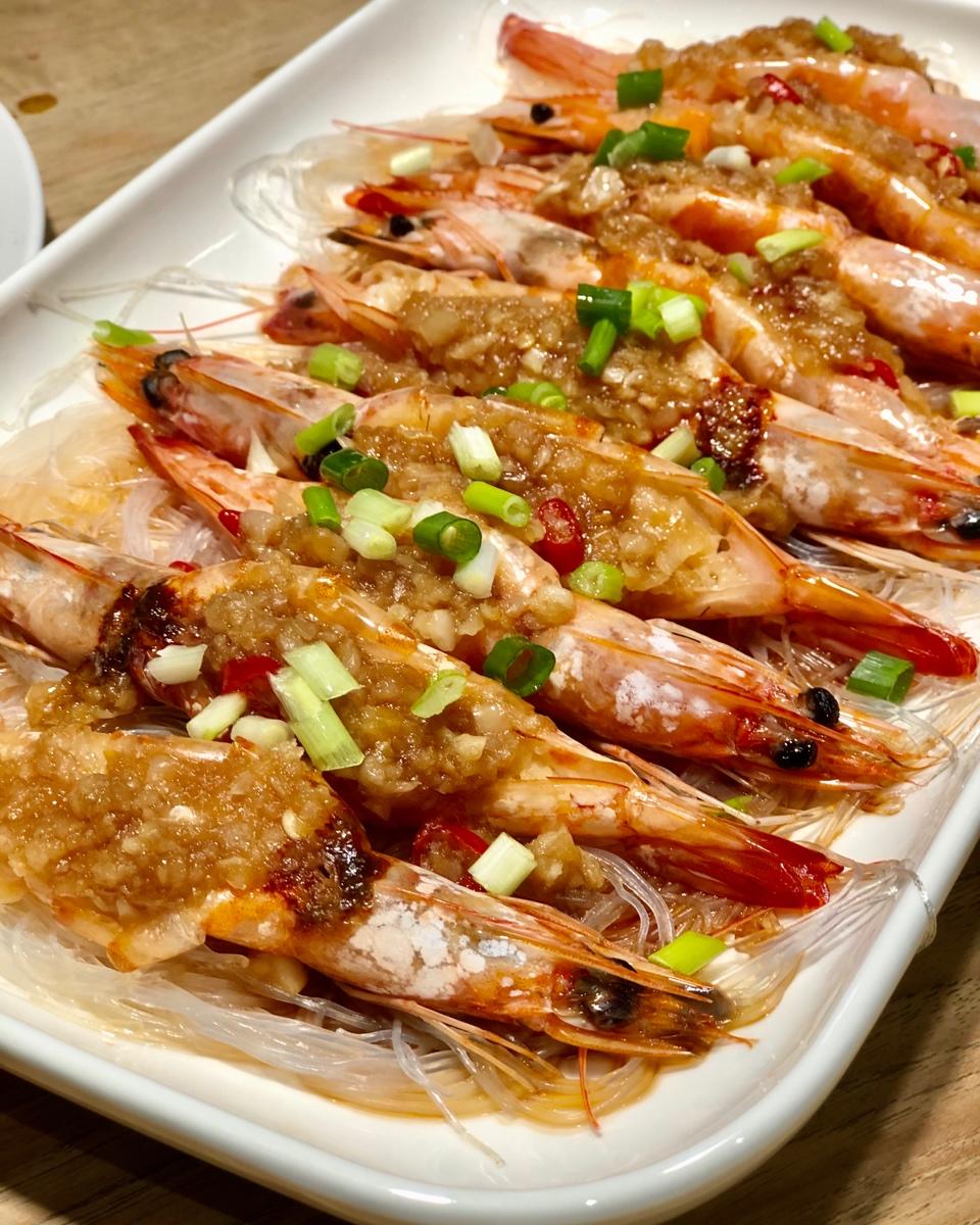 0失败的蒜茸酱粉丝蒸虾🦐🦐🦐（蒜茸酱衍生菜谱）