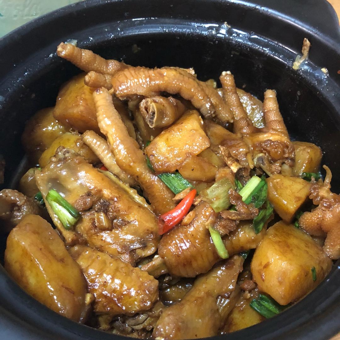 土豆丁焖鸡