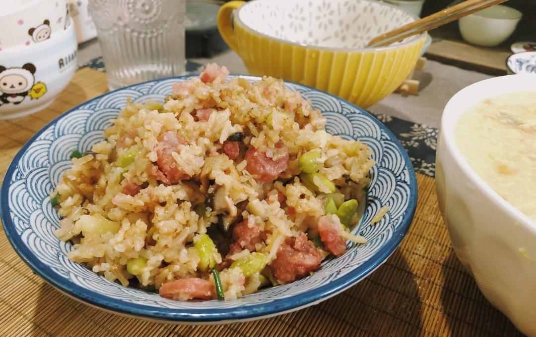 打扫冰箱食材——电饭煲焖饭