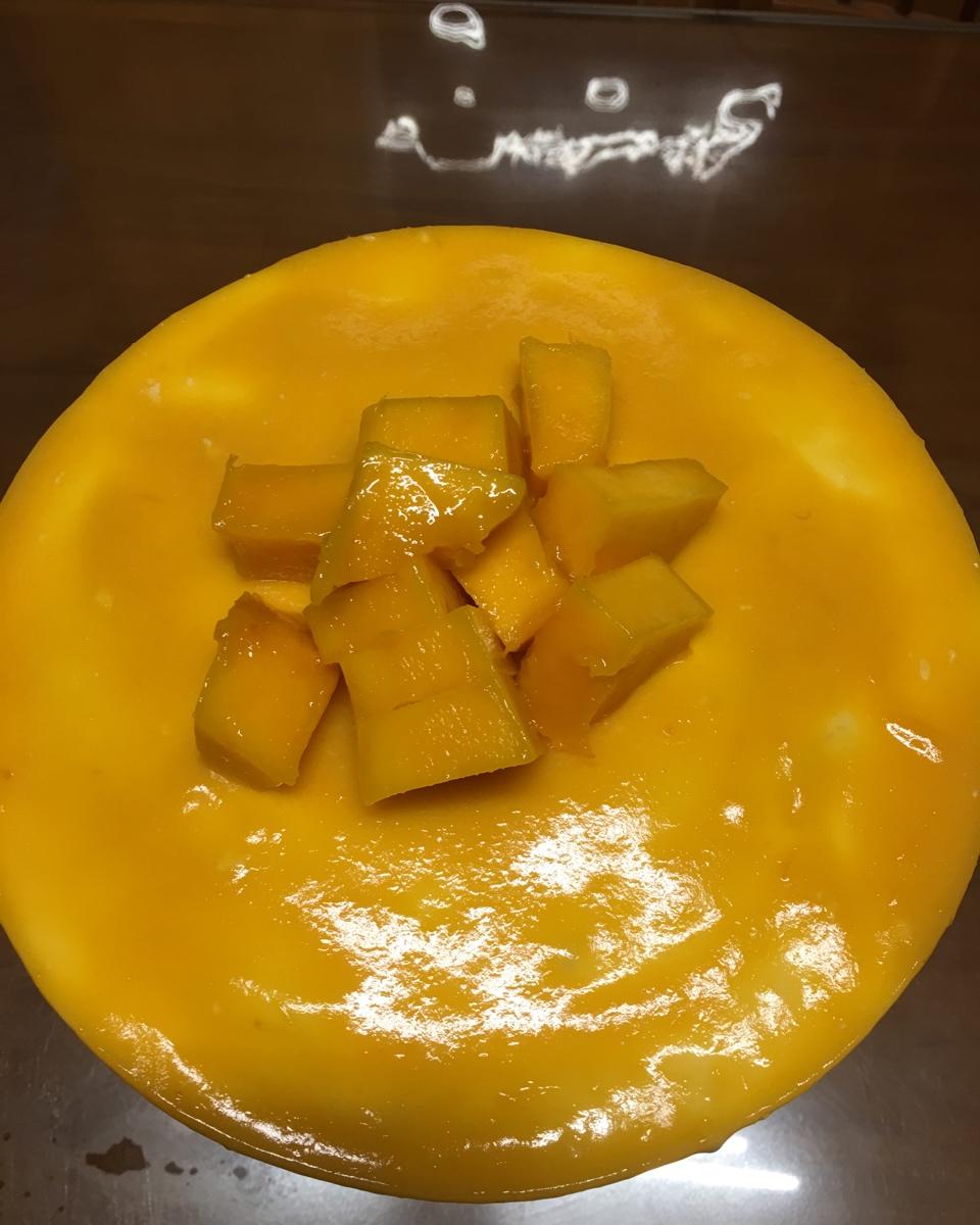 芒果慕斯蛋糕