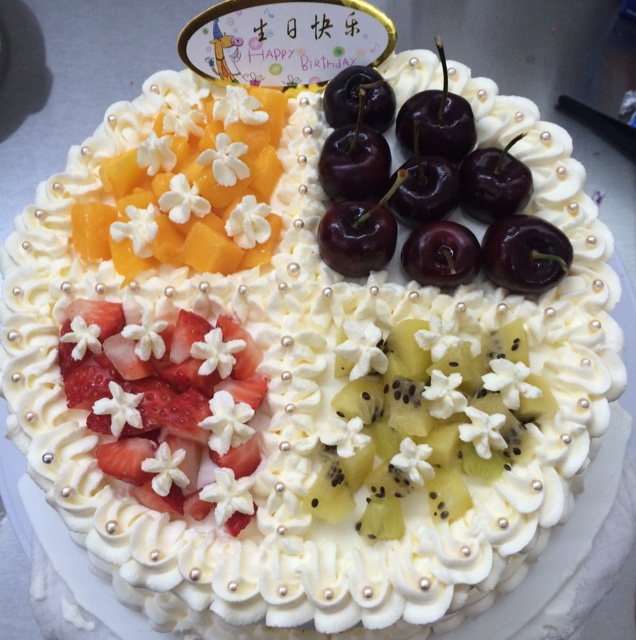 水果花格奶油蛋糕