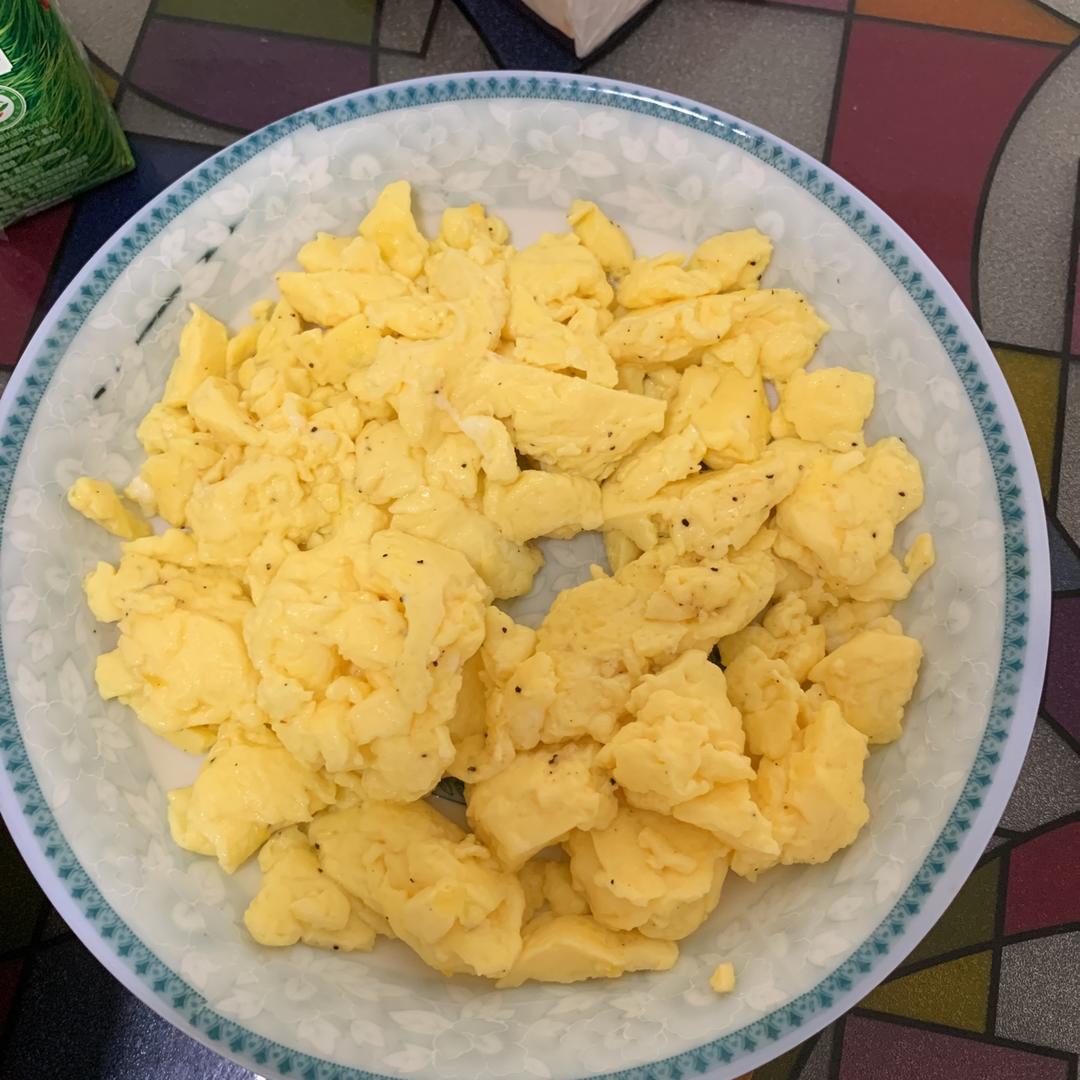 牛奶炒蛋