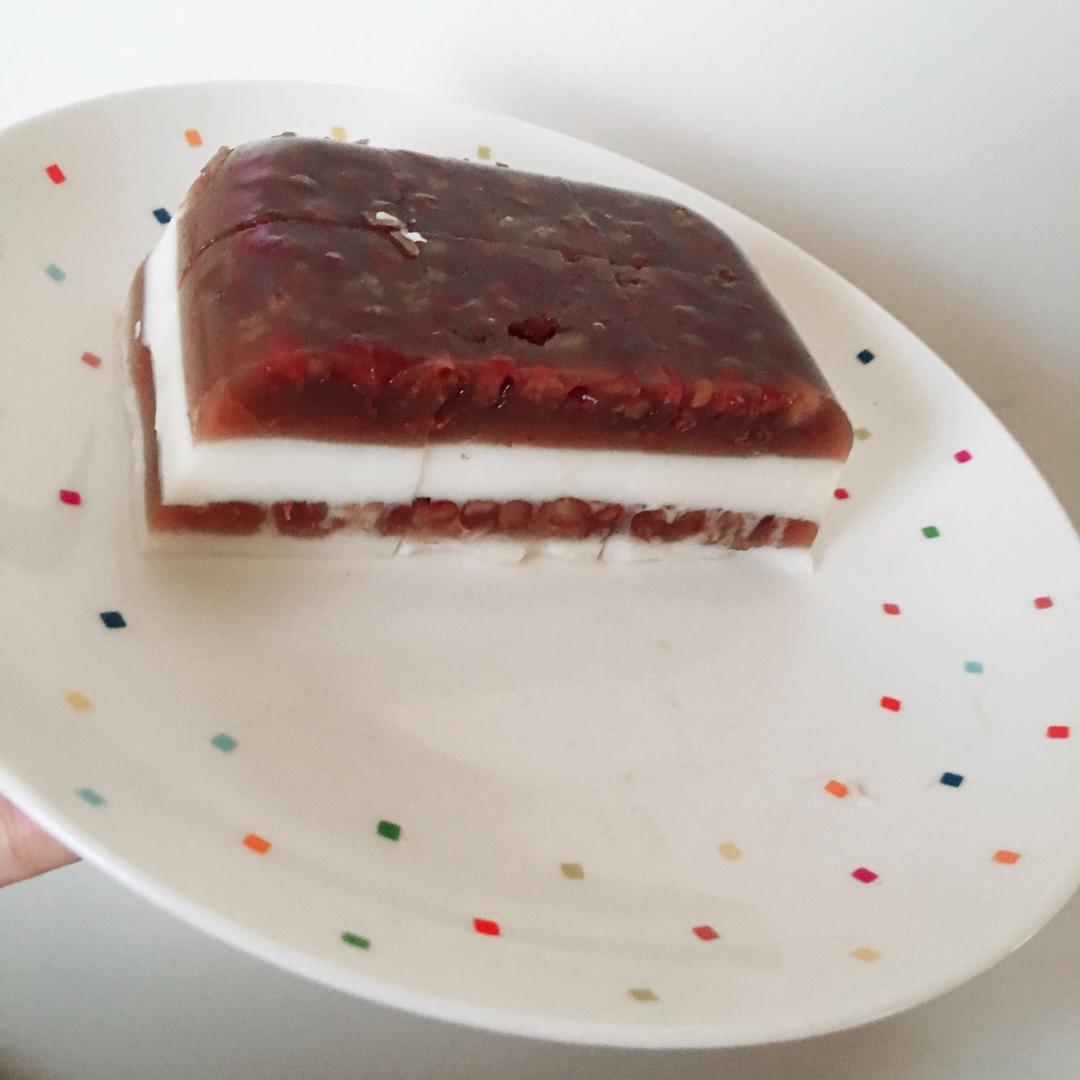 牛奶椰汁红豆糕