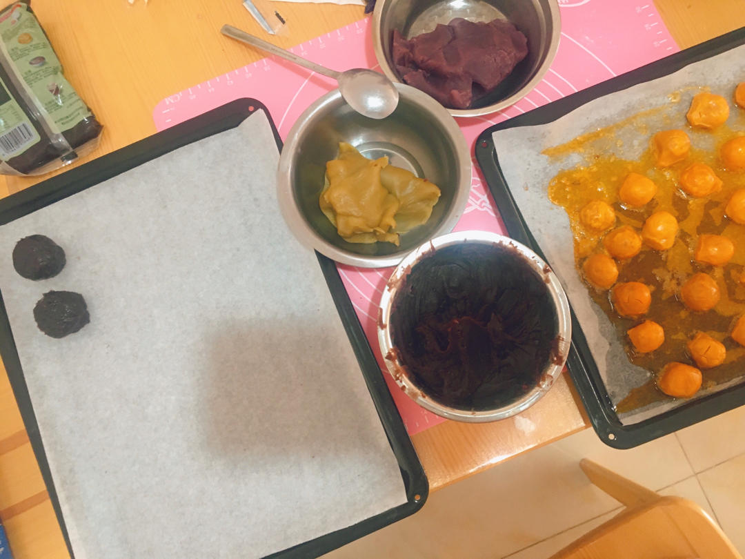 《Tinrry+》蛋黄酥