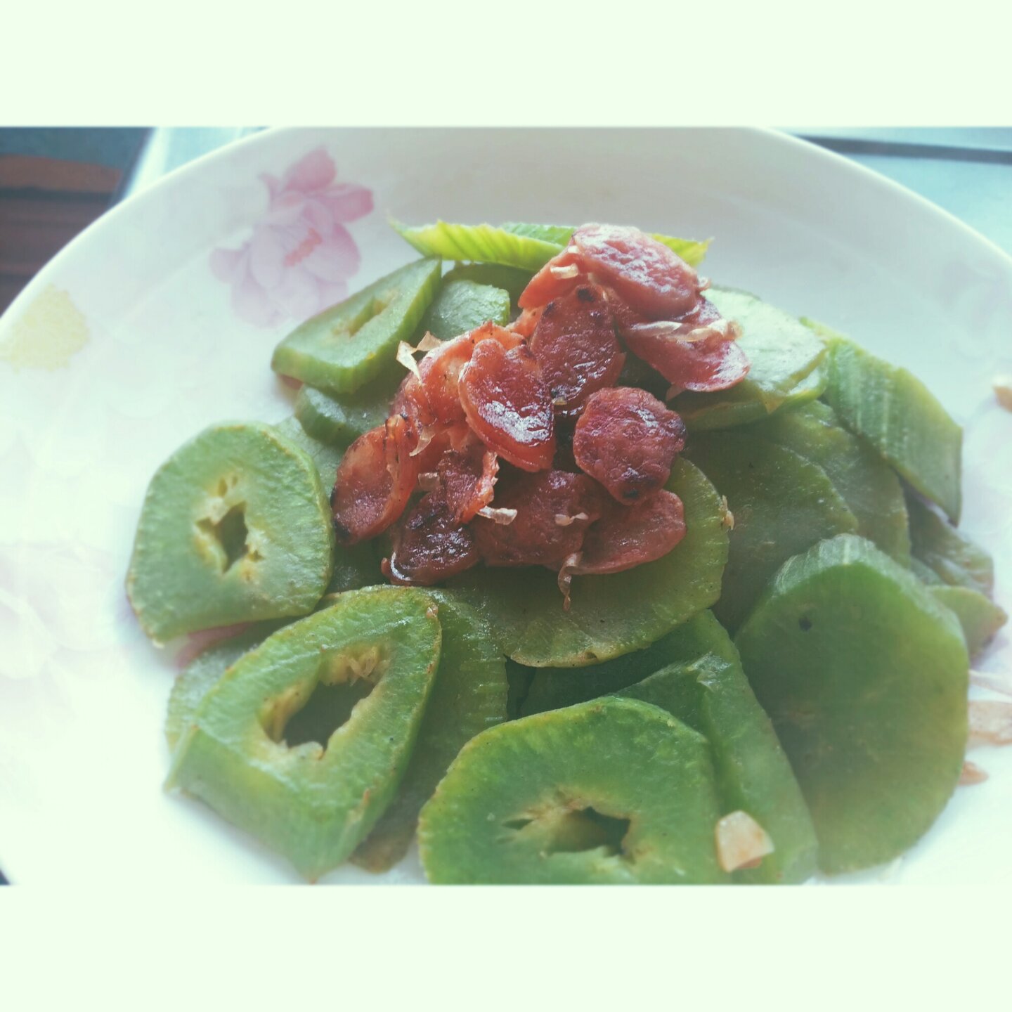莴笋炒肉片