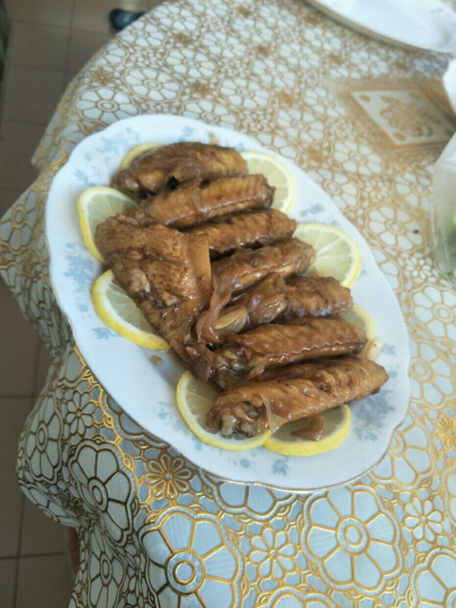 孩子爱吃简单的红烧鸡翅