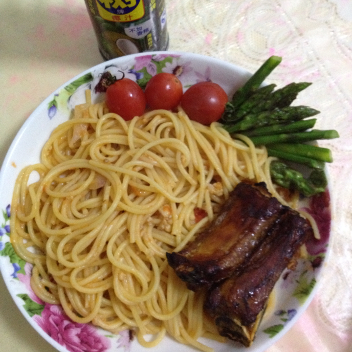 番茄肉酱意大利面