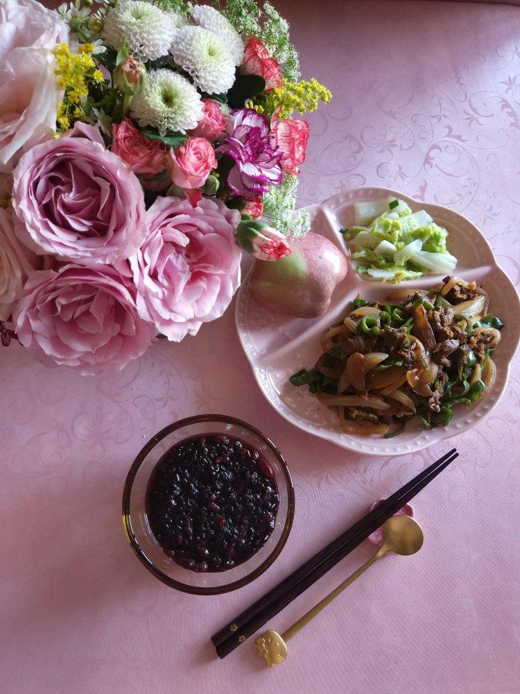 蒜苔炒牛肉