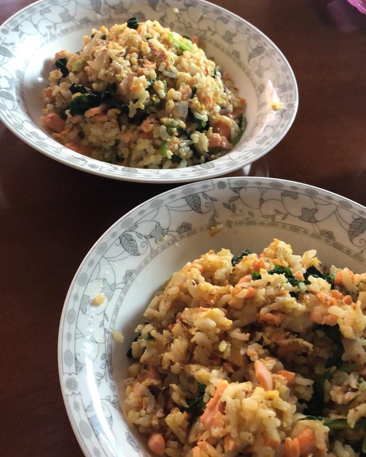 挪威三文鱼炒饭