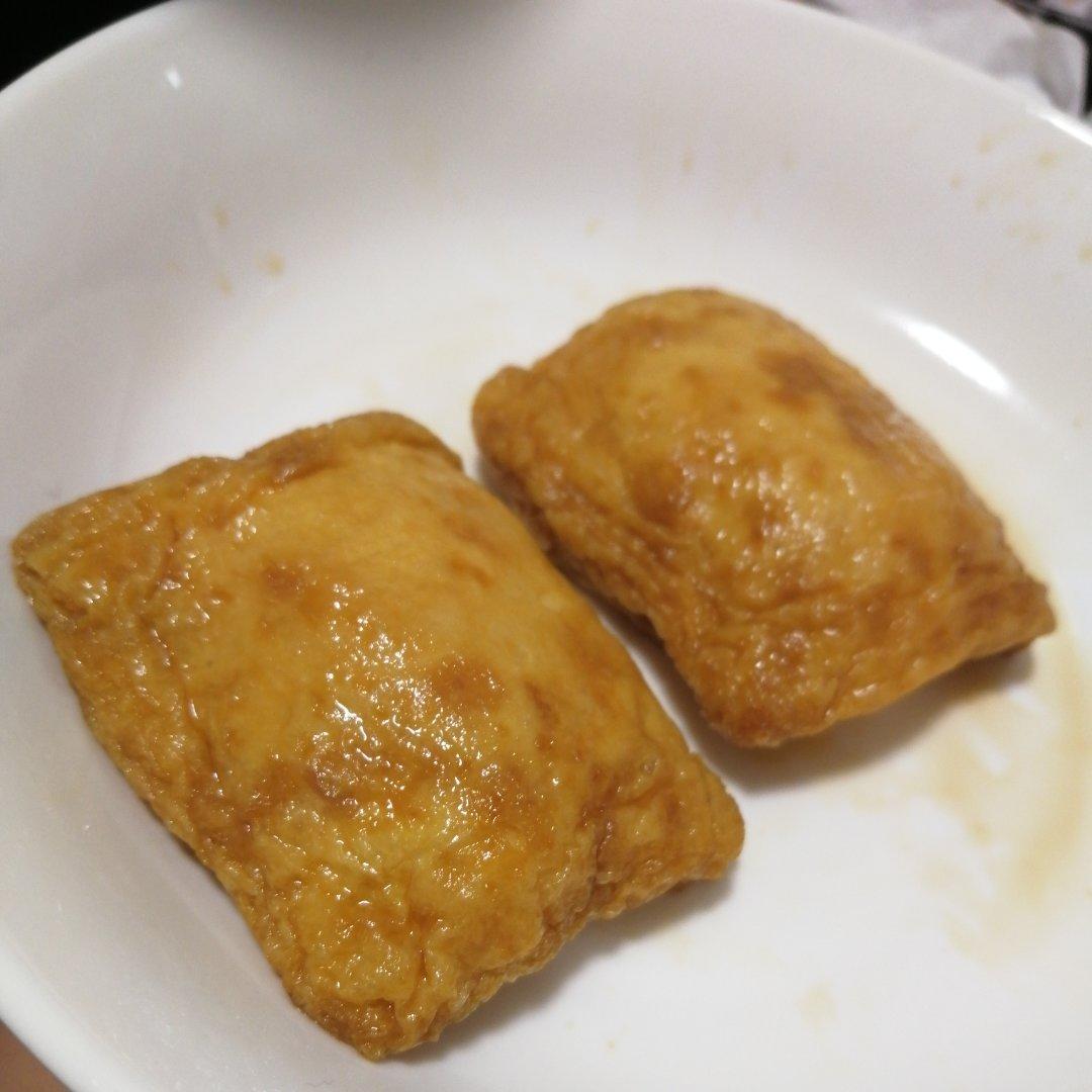 豆腐泡寿司（お稲荷寿司）