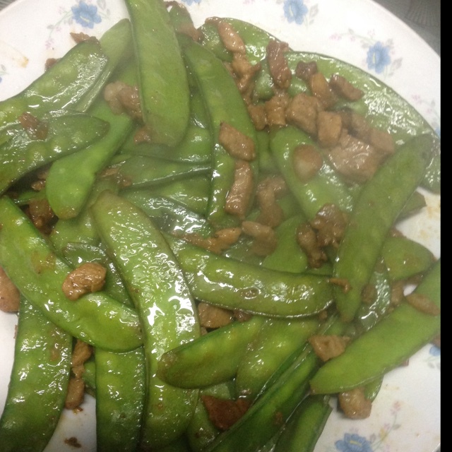 荷兰豆炒午餐肉