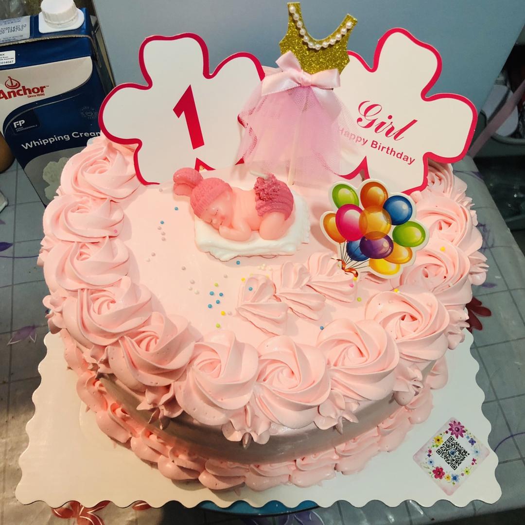 各种抹奶油滴蛋糕