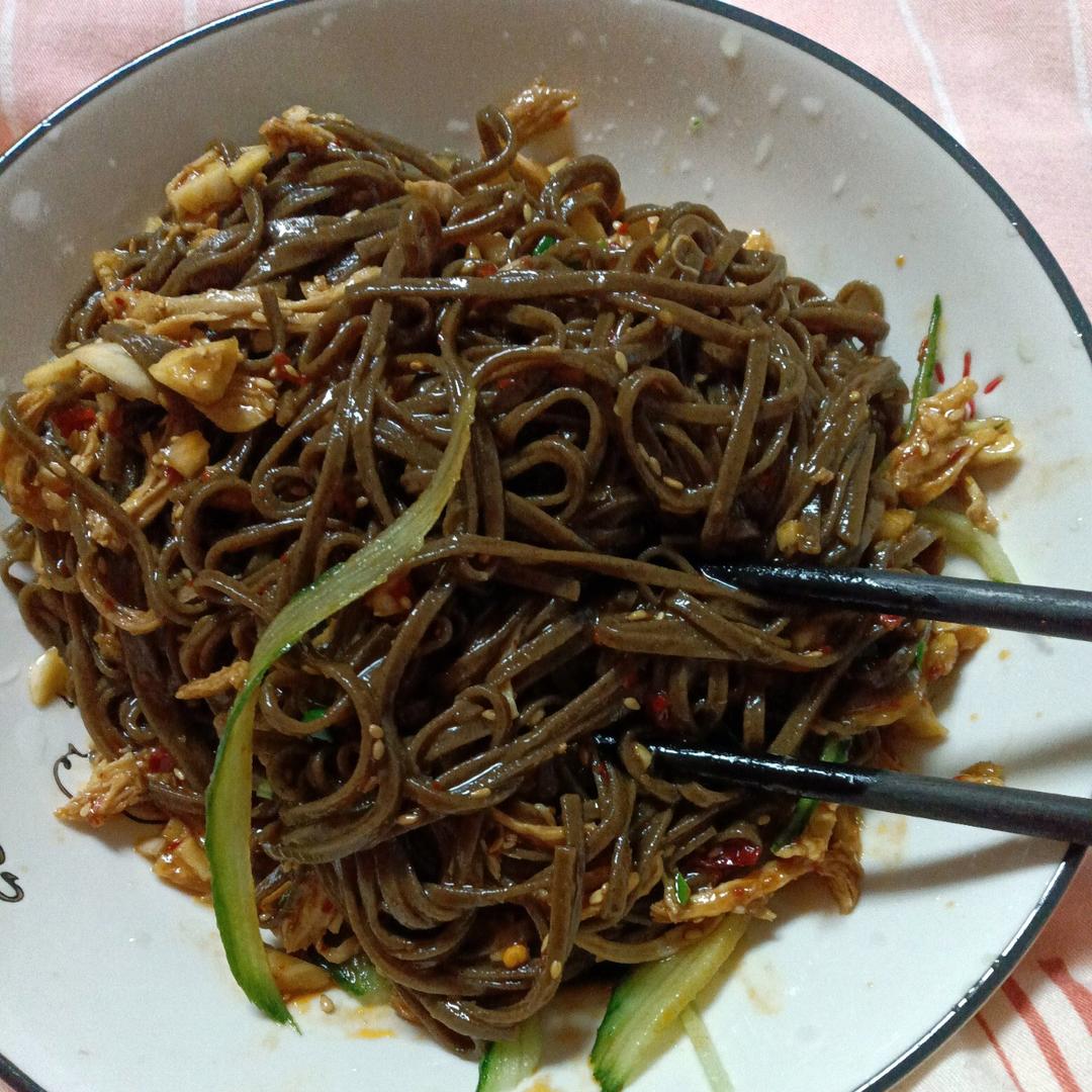 无敌好次滴凉拌鸡丝面！