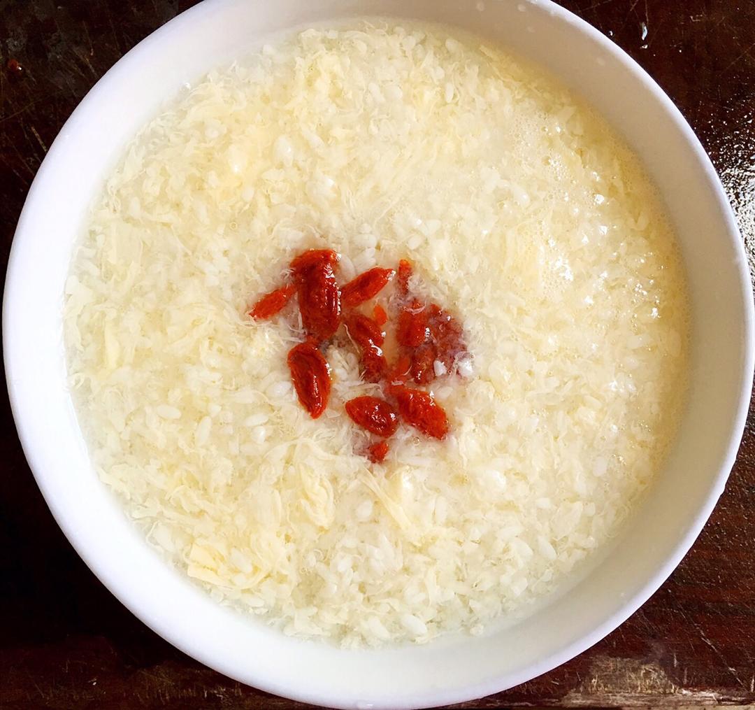 醪糟蛋花汤（酒酿蛋花汤）