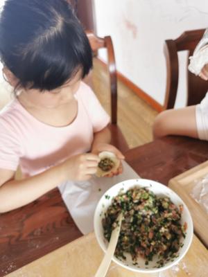 韭菜海参水饺的做法 步骤7
