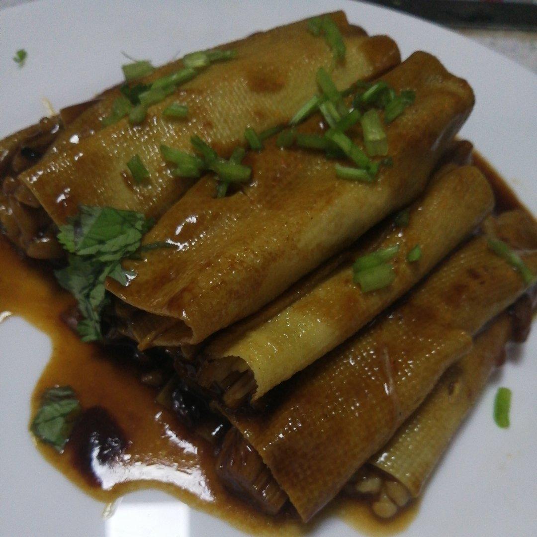 比肉还好吃的金针菇豆皮卷