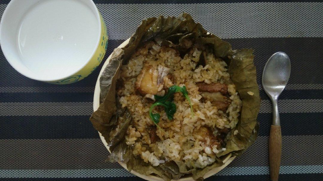 荷叶糯米蒸排骨