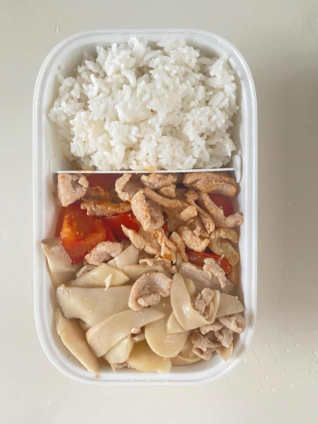 我的便当类-排骨闷饭