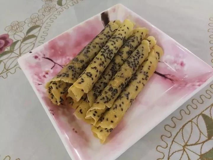 电饼铛做酥脆蛋卷傻瓜式操作超美味！！（详细讲解附自制超实用工具）