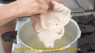 廚師長教你：“大蒜燒肚條”的家常做法，味道鮮美下飯先收藏起來的做法 步驟18