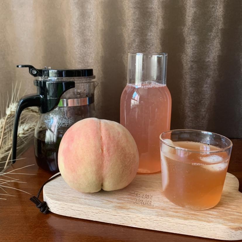 夏日冰爽蜜桃冰茶