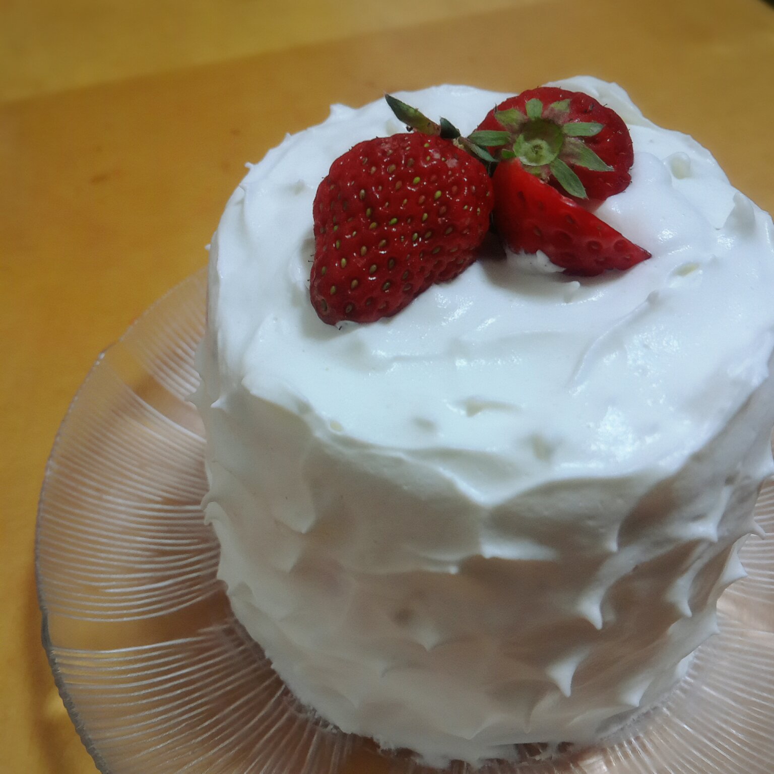 草莓鲜奶油蛋糕