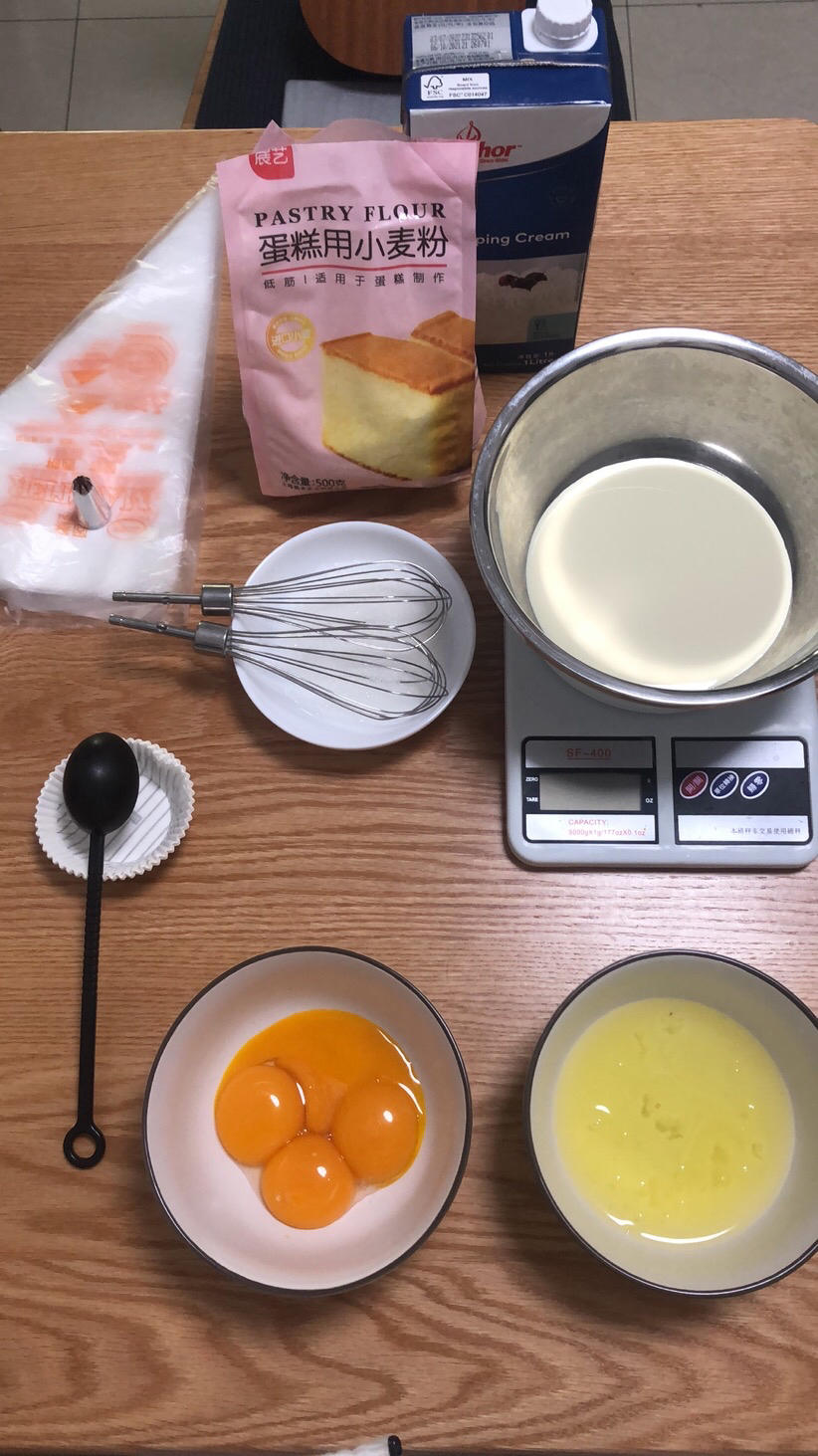 奶香馥郁的淡奶油纸杯戚风蛋糕🥧消耗淡奶油好办法
