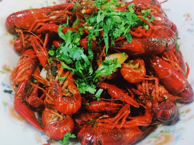 厨师长教你：“麻辣小龙虾”的家常做法 ,好吃的停不下来