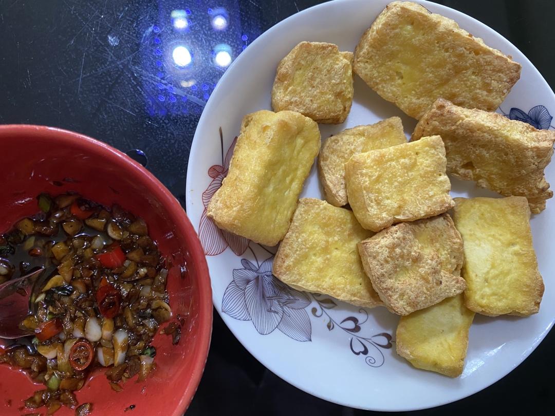 空气炸锅蒜香脆皮豆腐