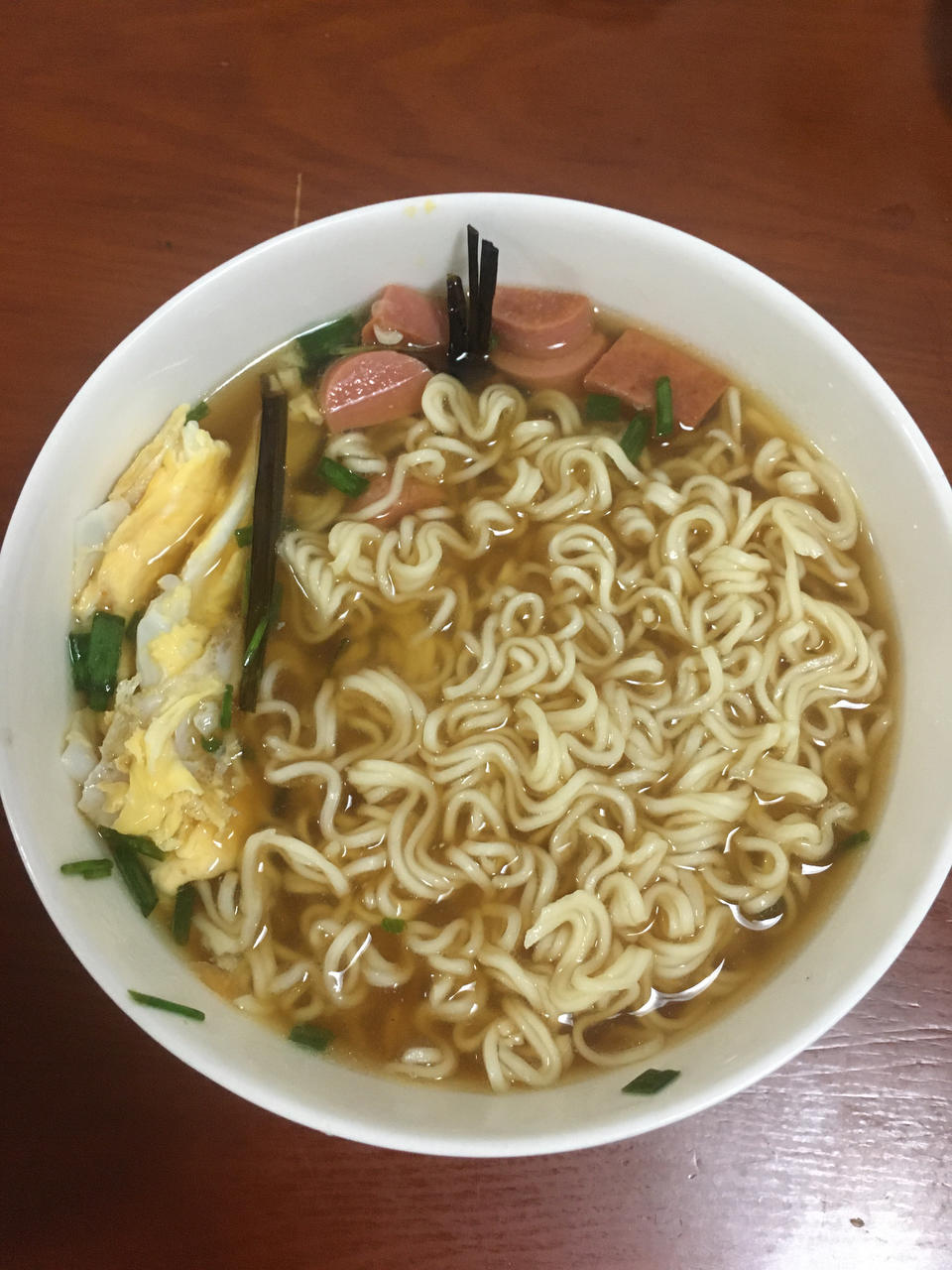 10分钟完成葱油汤面❗️好吃到汤汁都不剩下清汤面条