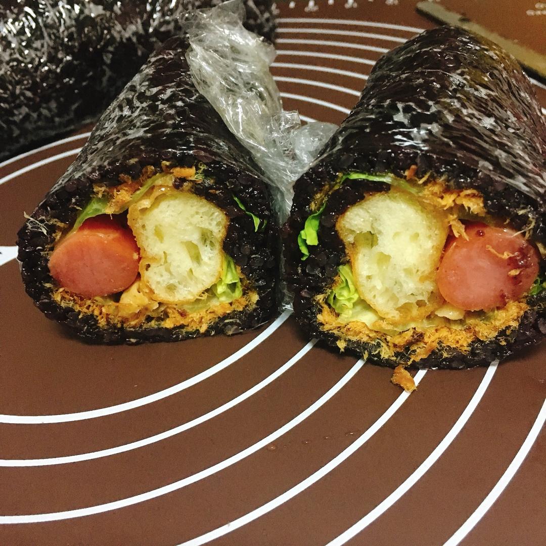 黑米粢饭团