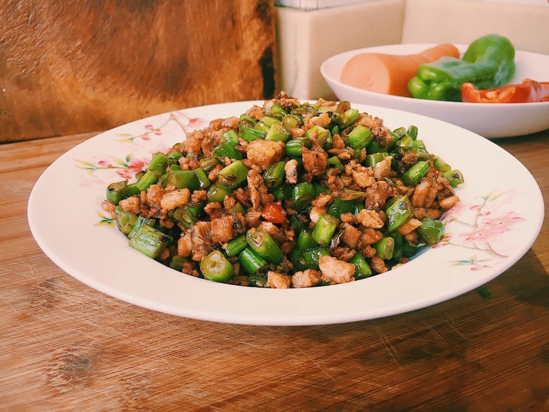 肉沫豆角下饭菜