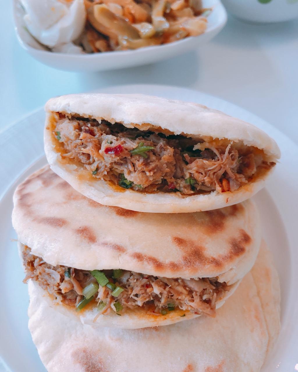 风筝挣飞-1做的肉夹馍(白吉馍的制作)