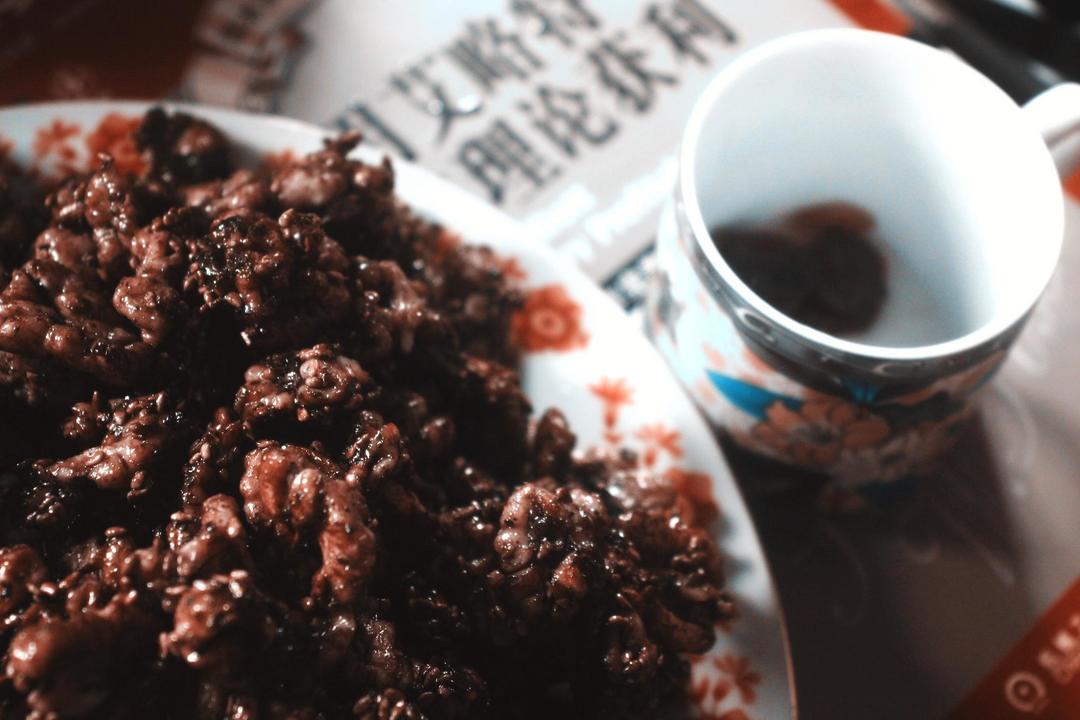 自制红糖核桃仁的做法
