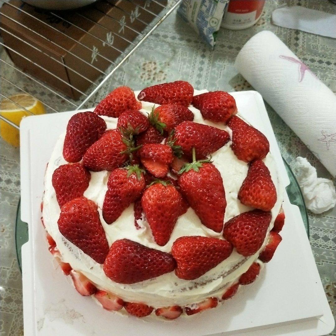 水精灵_97hr做的草莓奶油蛋糕