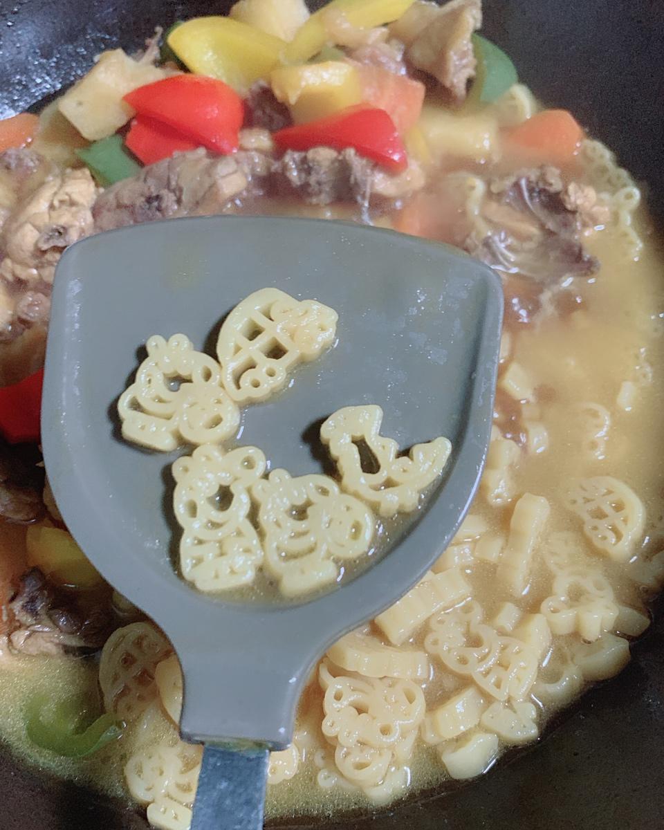 料理-咖喱鸡肉面
