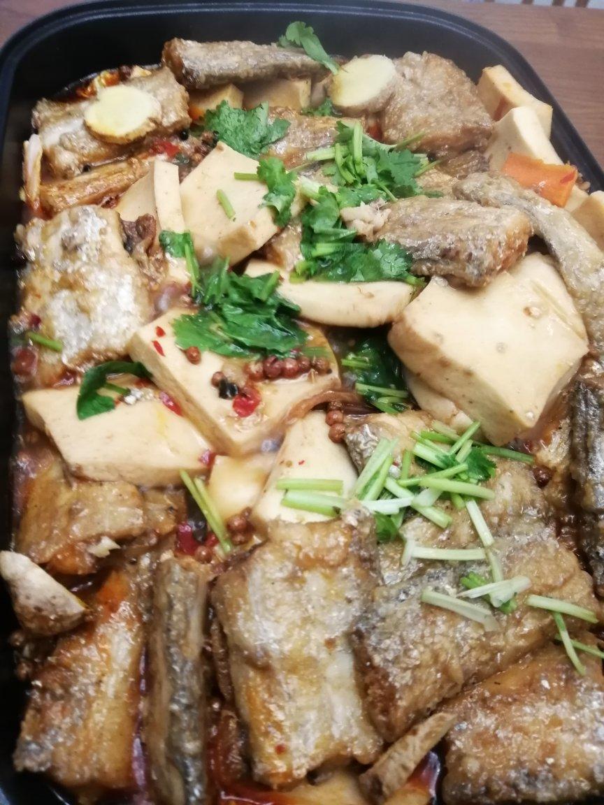 锅仔带鱼炖豆腐