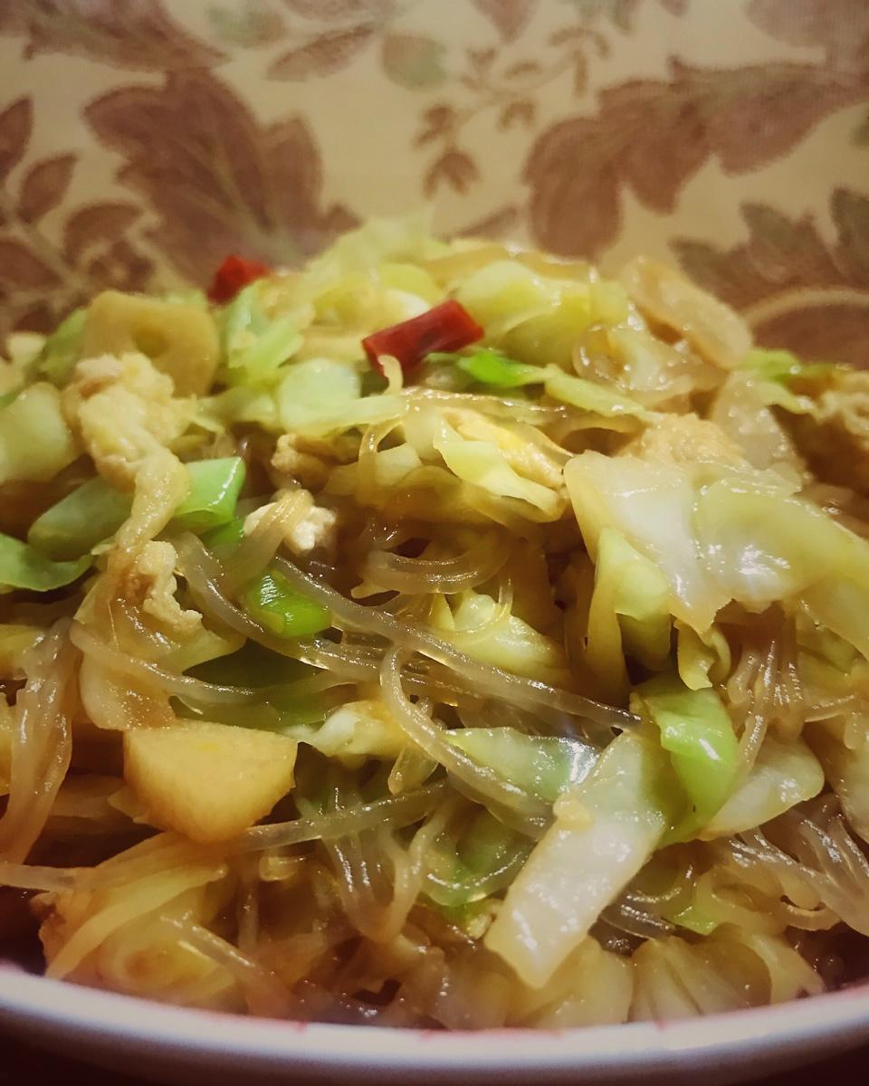 包菜炒粉丝