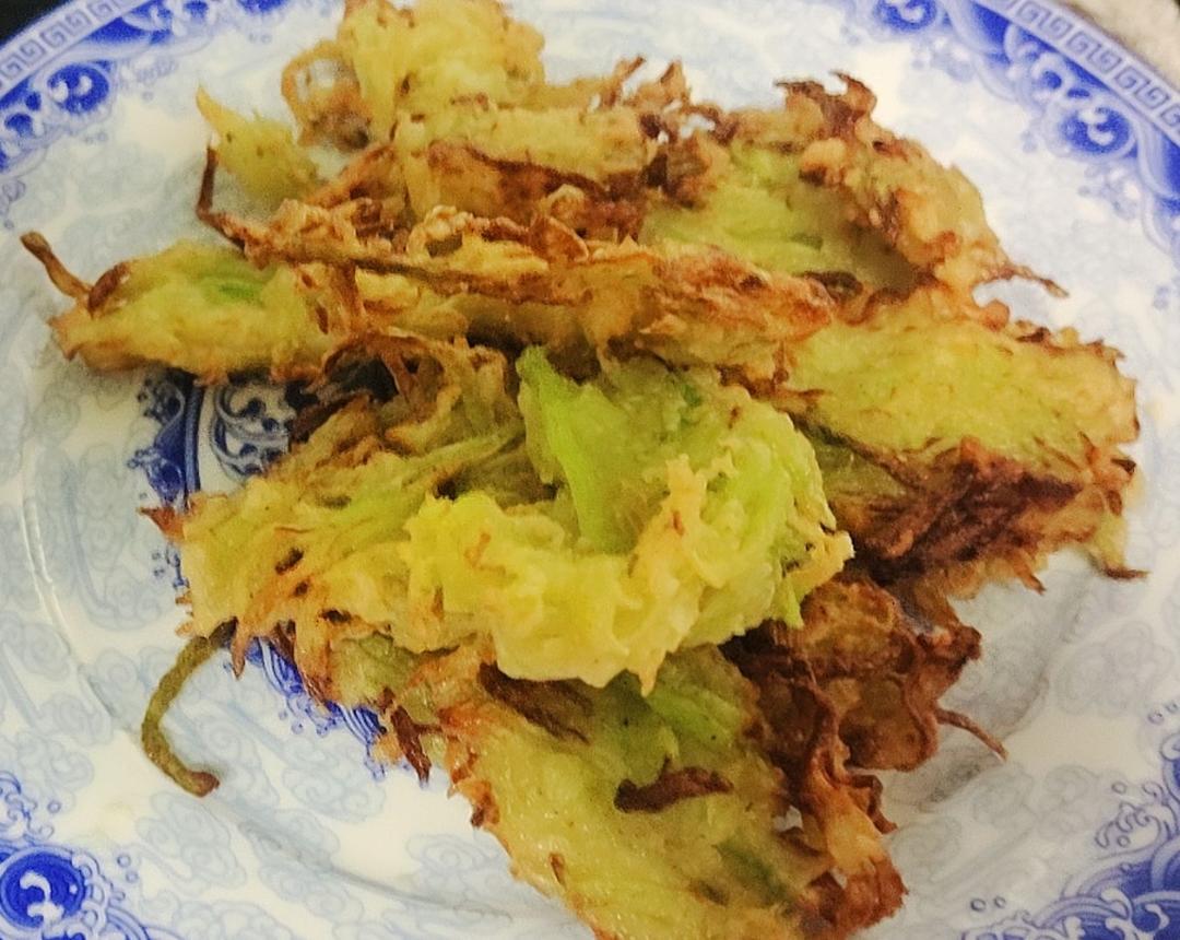 零失败萝卜丝炸丸子（原图，好看又好吃）