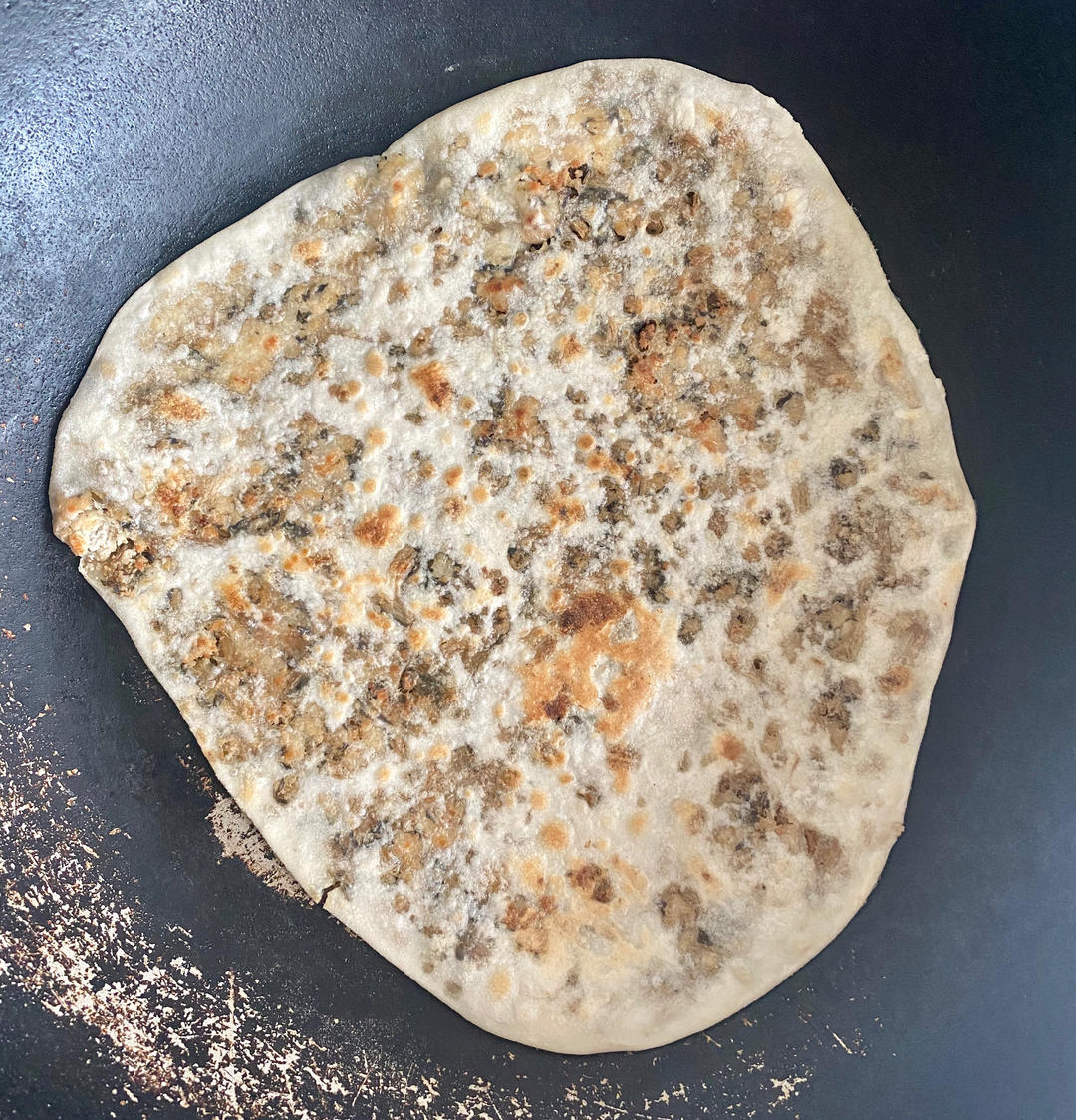 不输给路边摊的梅干菜饼or锅盔