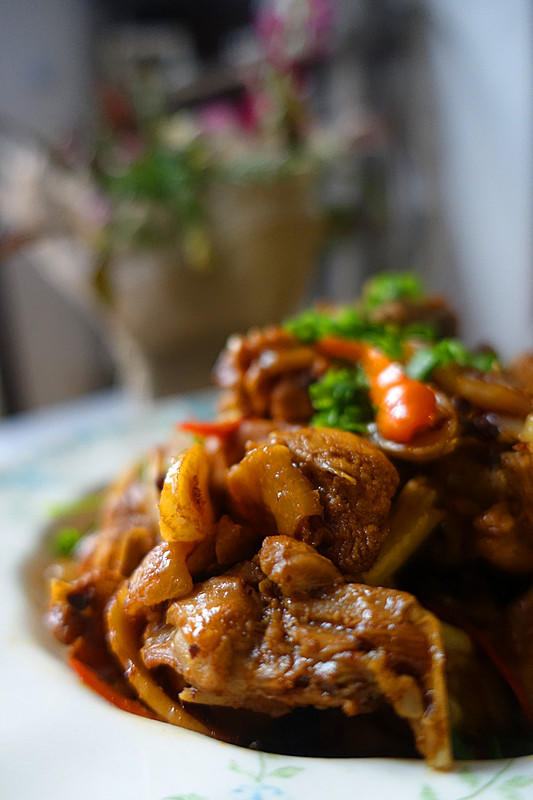 微凉小饭桌—泡姜炒嫩鸡的做法